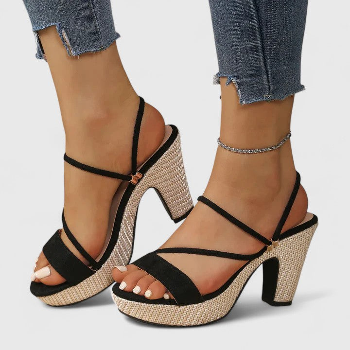 Lorienna | Talons Sophistiqués